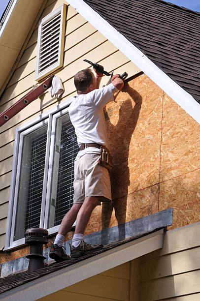 Affordable siding repair and maintenance services in Stevenson, AL